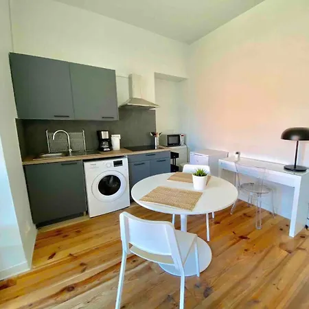 Apartamento Beautiful 200 From Tram B