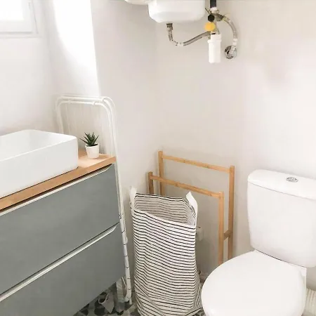 Apartment Beautiful 200 From Tram B Talence